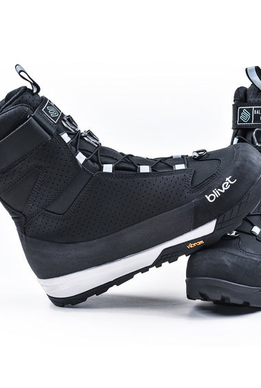 ALL NEW BLIVET QUILO X4 BOOTS (CLIPLESS PEDALS) - Blivet Sports
